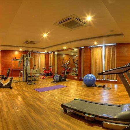 Hotel Le Ruchi The Prince Mysore Esterno foto