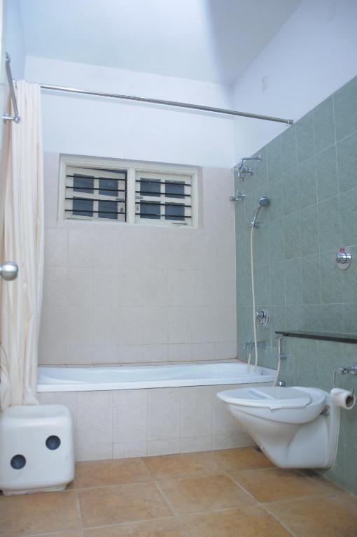 Hotel Le Ruchi The Prince Mysore Esterno foto