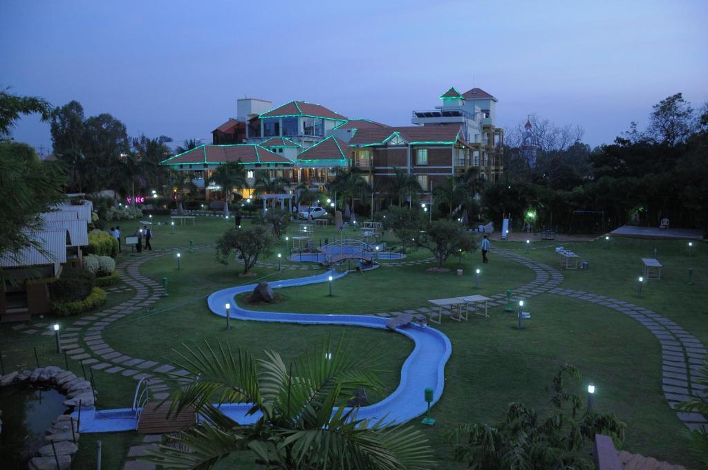 Hotel Le Ruchi The Prince Mysore Esterno foto