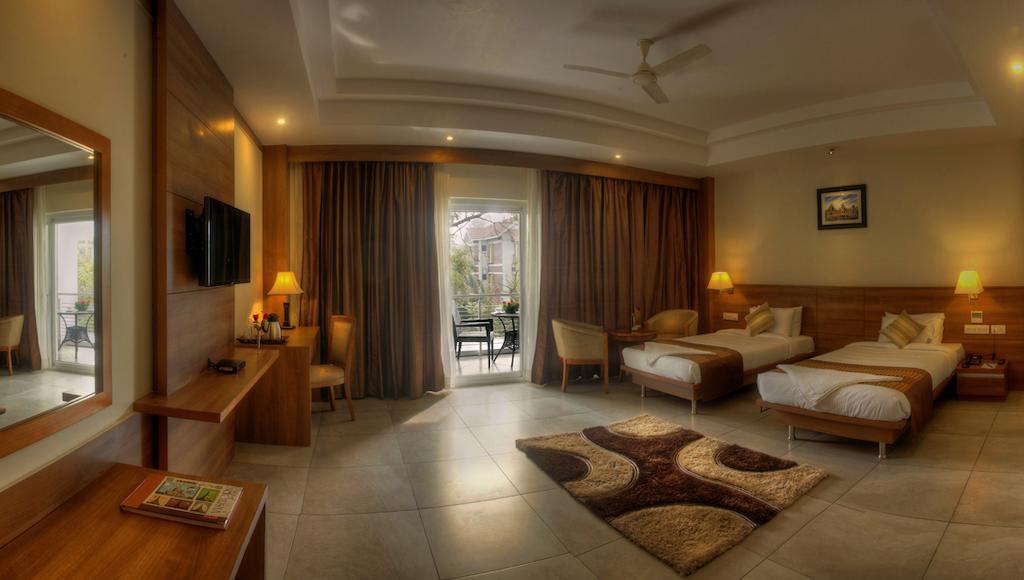 Hotel Le Ruchi The Prince Mysore Esterno foto